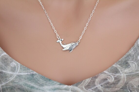 ネックレス・チョーカー BLENDOFF Humpback Whale Necklace Silver 925 Sterling Silver Humpback Whale Pendant Necklace, Silver