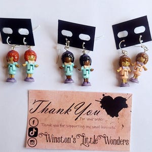 Pendientes Polly Doll inspirados en vestidos de fiesta retro en tonos pastel - Combina a tu gusto