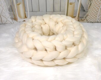 40 cm wool wreath made of merino wool, off-white, to decorate yourself, Advent wreath, door wreath, natural