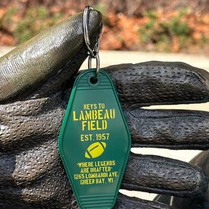 Lambeau Field Packers’ Football Lombardi NFL Draft Green Bay Wisconsin Cheesehead Key Chain