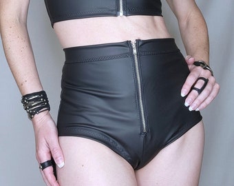 Faux Leather Zip Up Highwaist Mini Shorts Women's Goth Matte Black Hot Pants