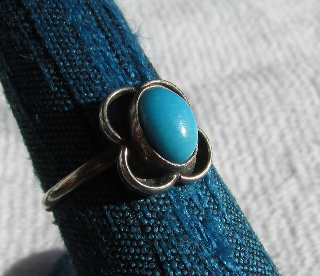 Vintage Navajo Style Tiny Turquoise Silver Ring Size 6 Native American ...