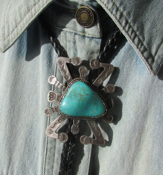 The Most Unique Vintage Native American Navajo Triangular Turquoise Sterling Silver Bolo Tie Old The Most Unique Vintage Native American Navajo Triangular Turquoise Sterling Silver Bolo Tie Old