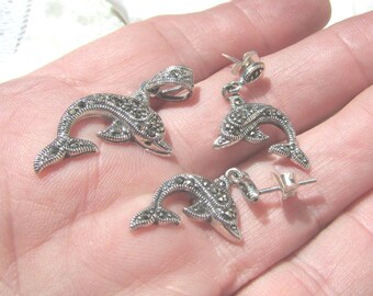 vintage set marcasite and sterling silver dolphins pendant and pierced earrings demi free shipping USA