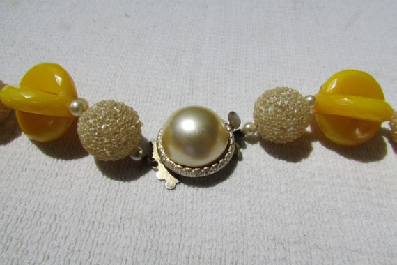 Vintage chunky sugar beads necklace with interloc… - image 3
