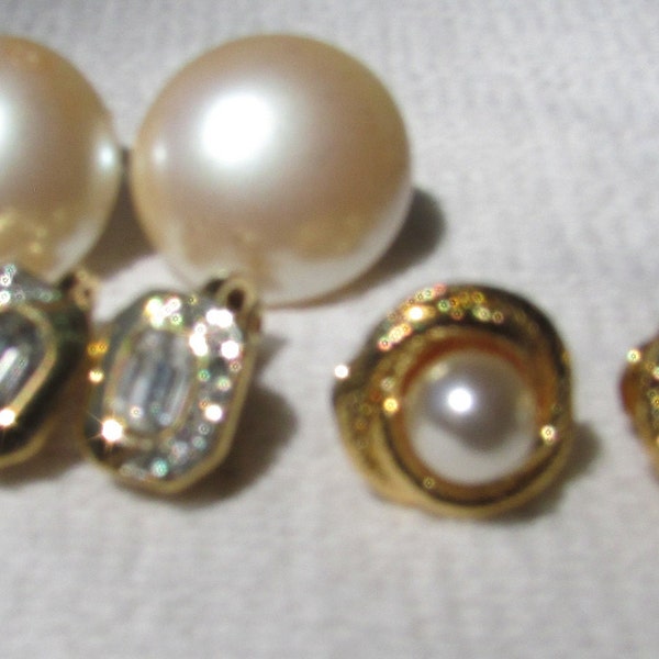 Vintage Monet clip on earrings pearls rhinestones wedding bridesmaid prom dress up formal  buyers choice free shipping USA