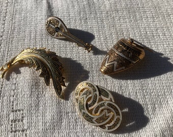 60) Coppia Di Zuppiere Vittoriane Con Coperchio In Argento, Charles E