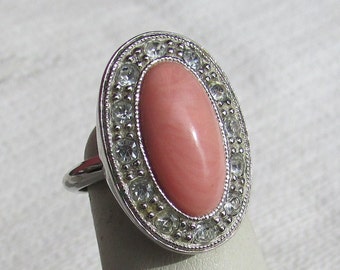 Vintage Avon ring Pale Fire Victorian revival cocktail faux coral and rhinestone costume dinner ring size 7 book piece free shipping USA