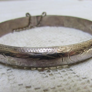 Vintage sterling silver Victorian Revival  engraved hinged bracelet estate find FREE SHIPPING USA only
