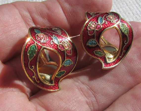 Vintage earrings flower and  butterfly half hoops… - image 1