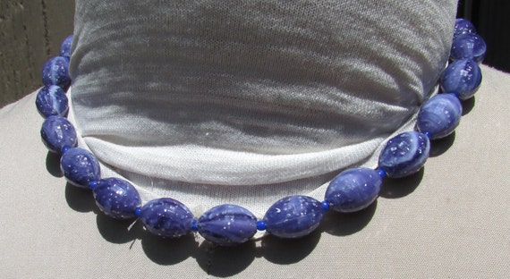 Vintage necklace MOD marbled purple faceted confe… - image 1