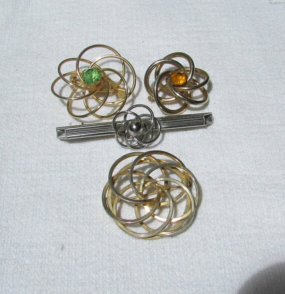 Vintage 50's 60's atomic brooches infinity pins buyer… Gem
