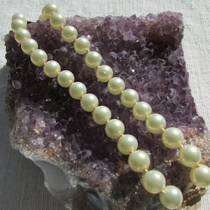 Beautiful Marvella  vintage pearl bracelet double row early 60&#39;s wedding bridal free shipping USA