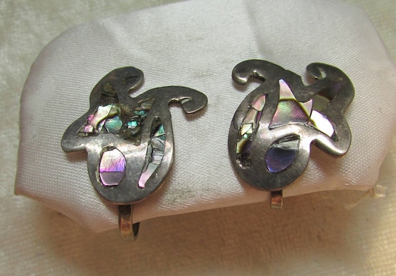 Vintage abalone silver alpaca Mexico earrings scr… - image 1