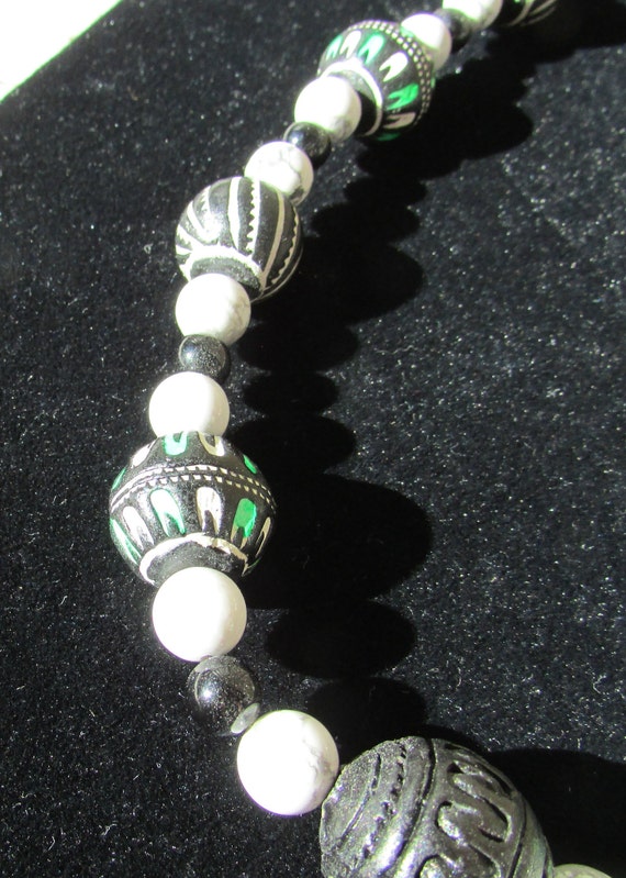 vintage chunky necklace OOAK hand crafted white b… - image 3