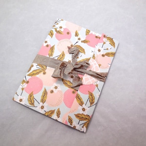 Handmade Pocket Folder with Mini Notepad & Cards: Shabby Chic Happy Mail