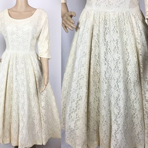 Vintage 1950s American Designer Jonathan Logan Label Mid Century Pin Up Cream White Floral Lace Fit and Flare Full Circle Dress Small-Medium