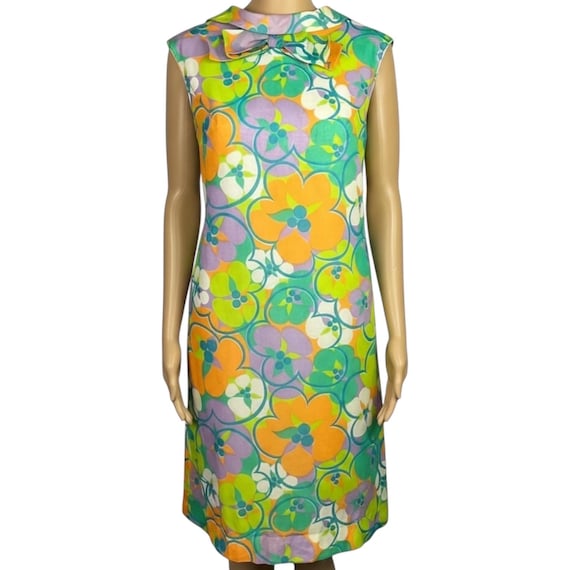 casual mini dress Shein |Women's Elegant Solid Color Sleeveless Waist Cinched Mini Dress,Business Casual Woman main image 1