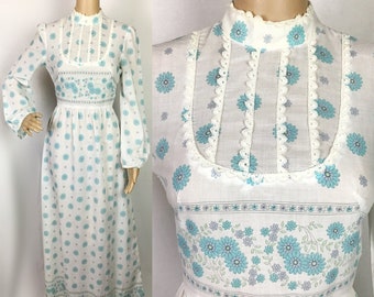 Vintage 1970s Hippie Boho White & Blue Floral Daisy Print Flared Balloon Sleeve Victoriana Maxi Dress Small