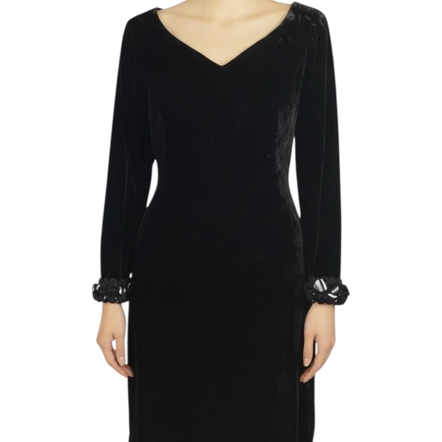 high end black dress Juliet Slinky Maxi Dress With Scarf / Black | MESHKI main image 0