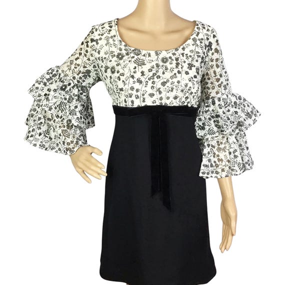 chinese dress ladies Floral Lace Babydoll Mini Dress main image 1