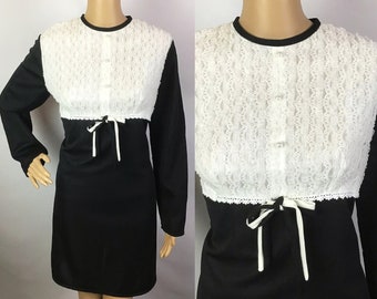 Vintage 1960s Mod Victoriana Black & White Ruffled Lace Bib Babydoll Mini Dress Medium-Large
