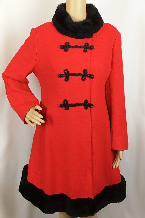 Vintage American 1960s Mod Red Wool Black Faux Fu… - image 3