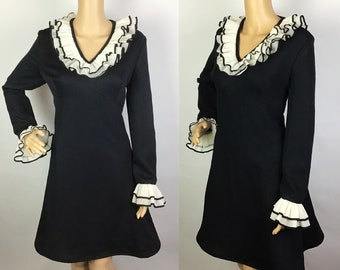 Vintage 1960s Mod Black & White Ruffled Pierrot Collar and Cuffs Babydoll Mini Dress Medium-Large