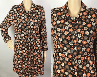 Vintage 1960s Mod Hippie Black, Orange & Brown Daisy Floral Print Peter Pan Collar Jacket Coat Small