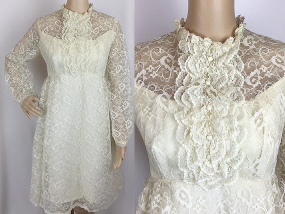Vintage 1960er Jahre American Mid Century Mod Victoriana WeiB Blumenspitze Ruschen Jabot Kragen Babydoll Mini Hochzeit Kleid klein Etsy