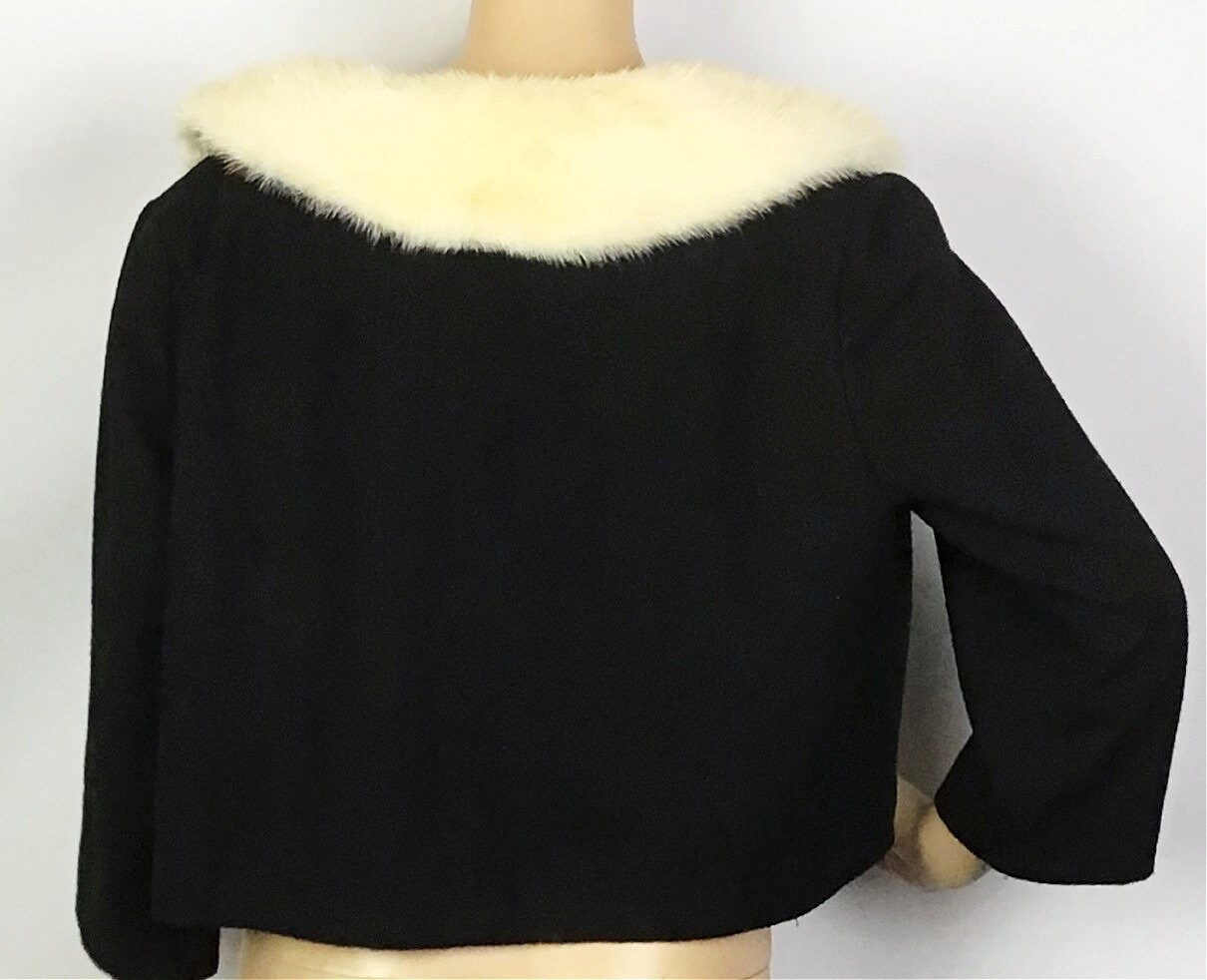 【BAON】Bekina Collar Button Mink Fur Jacket Buy Mink Jacket with Sable Collar Online | Maximilian