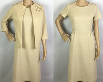 Vintage 1960s Michael Howard Mid Century Mod Crema Beige Shift Vestido & Floral Apliques Chaqueta Traje Set Pequeño-Medio