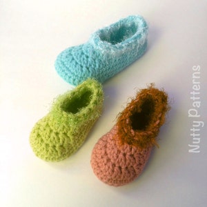 Crochet Pattern * HOLLAND SLIPPERS * Instant Download Pattern #442 * Children * sizes 8-13 * Fast and Easy * Pdf * house slippers