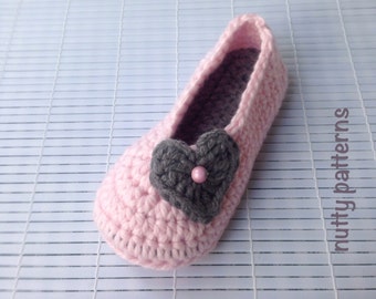 Crochet Pattern * Lovely Slippers for Girls * Instant Download Pattern #455 * Double Sole * Child, youth sizes * Valentine's gift *fast&easy