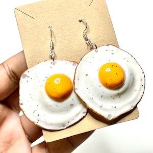 Fried Egg Sculpture – GOOD FRIEND