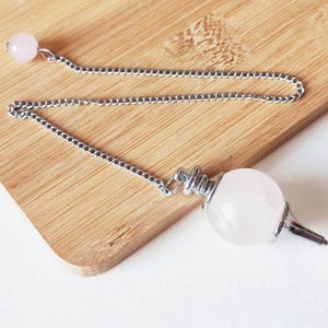 Pendolo in quarzo rosa, strumento per rabdomanzia e guarigione energetica, pendolo in pietra naturale, pendolo a sfera di quarzo