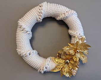 Macrame Holiday Wreath 10"