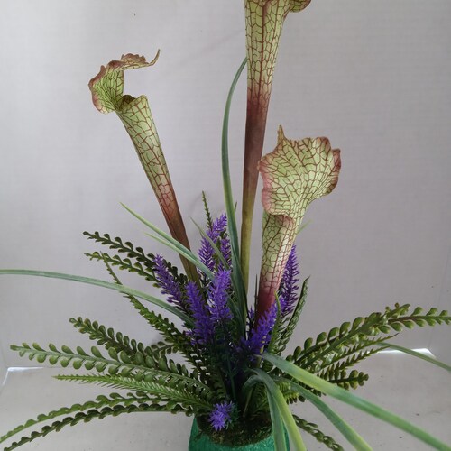Realistic Pitcher Plant Arrangement Carnivorous Plants Silk Flowers 