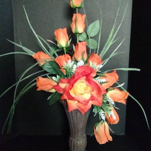 ORANGE rose table centerpiece