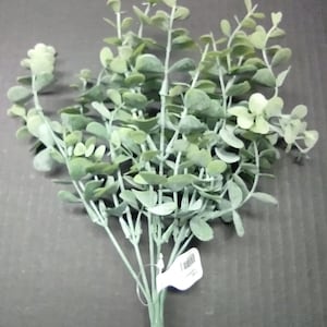 Mini eucalyptus floral bush for wreaths GREEN