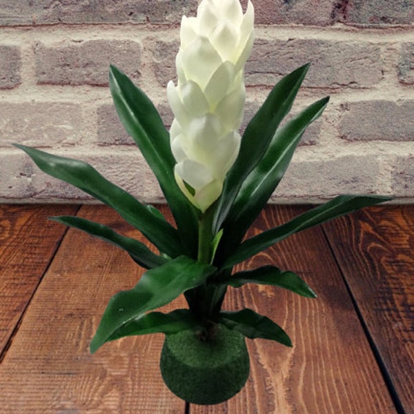 Mini artificial bromeliad plant CREAM/IVORY