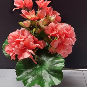 Artificial mini geranium plant silk flower arrangements