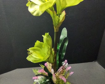 Artificial amaryllis plant. silk flower floral arrangements. LIME GREEN (NP)