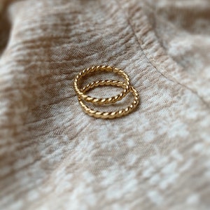 Lyric Twist Ring| Gold Twist Ring| Simple Layering Ring| Stacking Rings| Classic Gold Rings| Vintage Inspired Rings| Gift for Her| Bridal