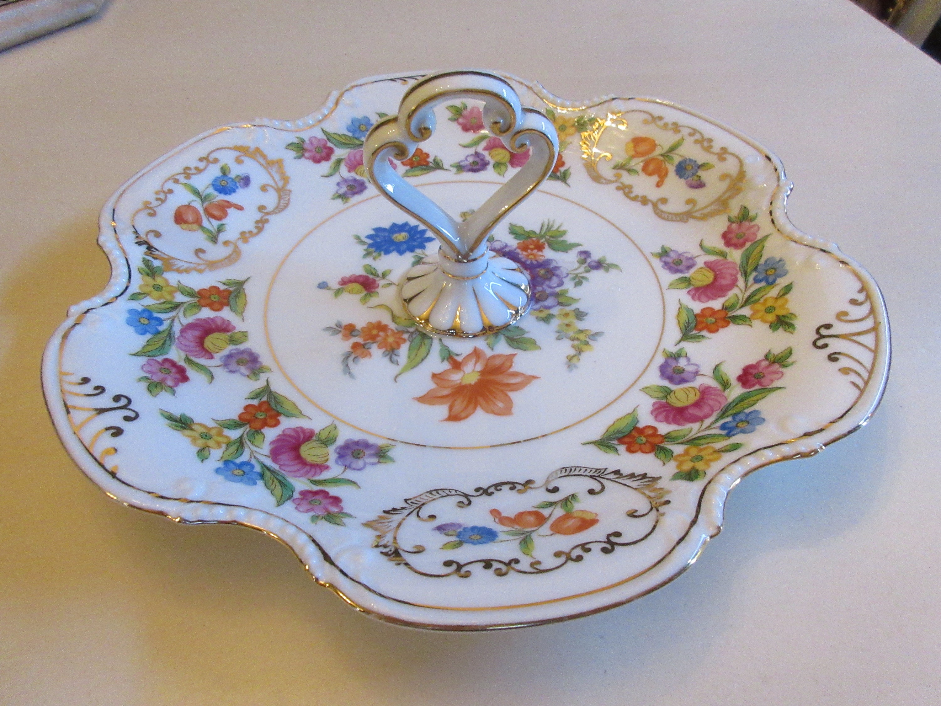 Plates JAPAN NORITAKE PETITE Fours Serving Plate Home & Living