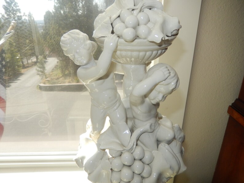 ITALY CHERUB LAMP