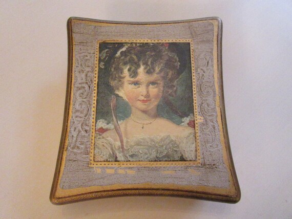 JAPAN WALES JEWELRY Box