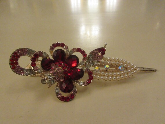 RHINESTONE HAIR CLIP