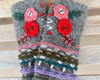 Embroidered Wool Fingerless Fleece Lined Gloves - only 2 left