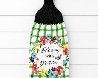 Toalla de cocina decorativa hecha a mano con estampado floral de Bloom In Grace.